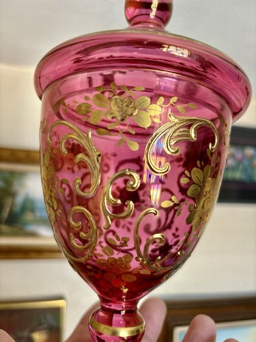 Vintage lidded gold guild - lidded,