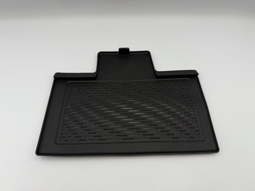 Mercedes phone charging mat - mercedes,