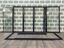 CORNER BI-FOLDING DOORS