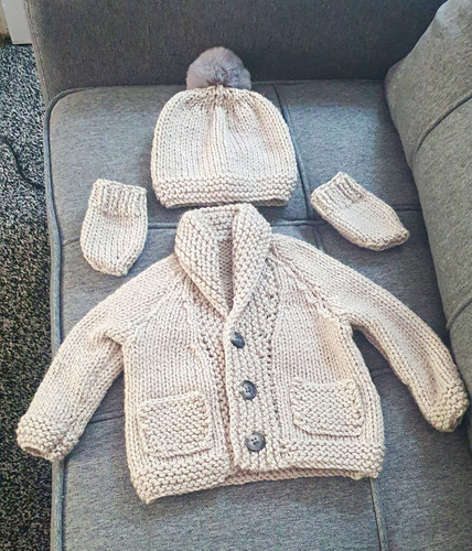 New handknit baby3 piece - new,