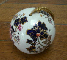 VINTAGE FLORIS OF LONDON POMANDER