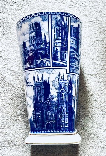 Large vase ringtons landmark - large,