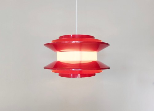 Vintage red trava pendant - vintage,