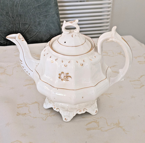 Large victorian white teapot - victorian,