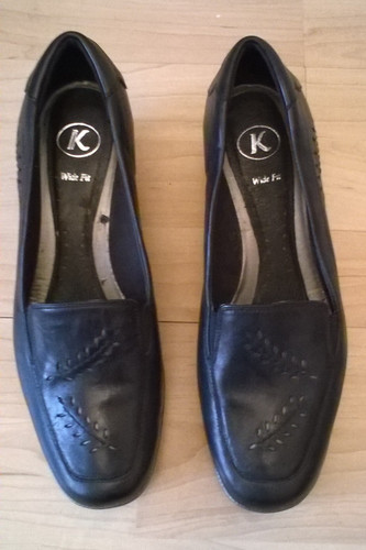 Ladies by clarks size - ,