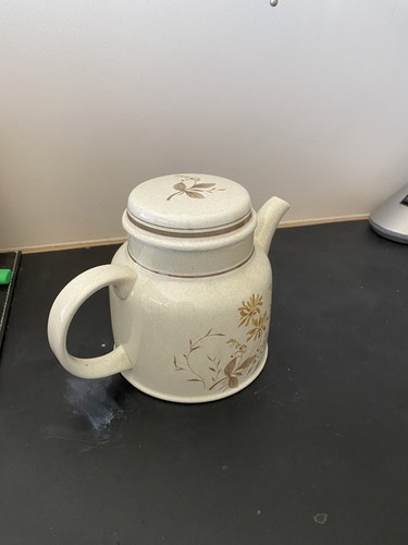 Royal doulton teapot - royal,