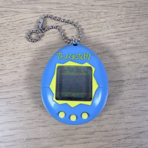 Vintage tamagotchi handheld - vintage,