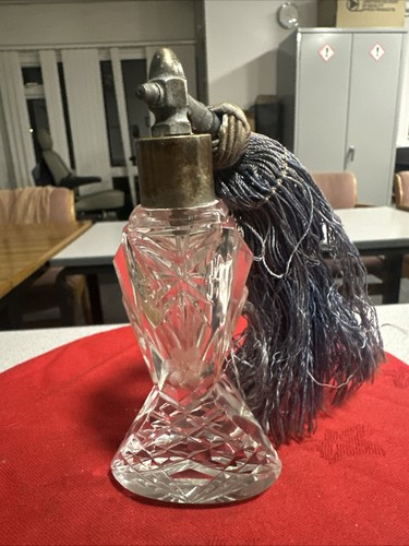 Antique cut glass - an,