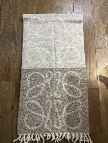 Loewe alpaca blend anagram - loewe,