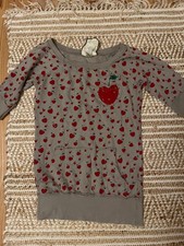 wome's jumper TK maxx in size S longer with heeart&apple design