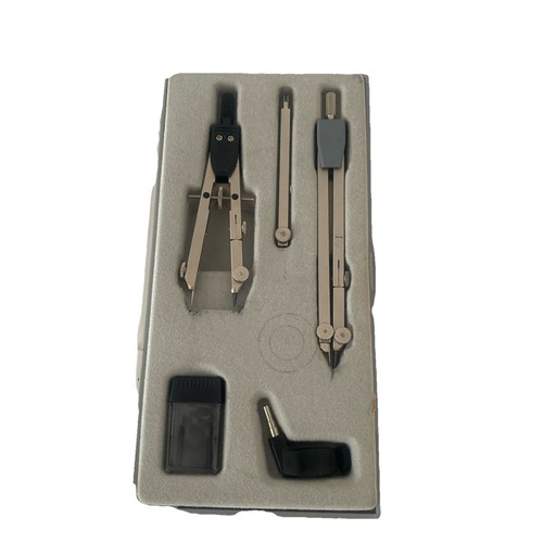 Compass drafting instrument