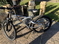 Shockwave Xt850 Mountian Bike With Suspension 18 Inch Frame 26 inch wheels  