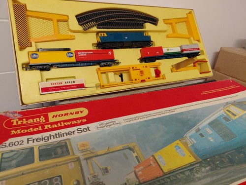 Hornby freightliner train - hornby,