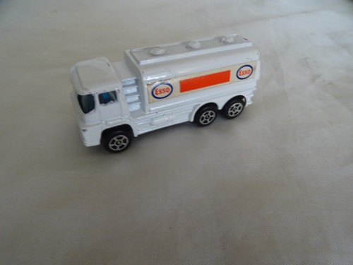 Corgi juniors esso guy - juniors,
