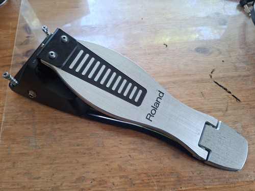 Roland hat pedal - roland, /