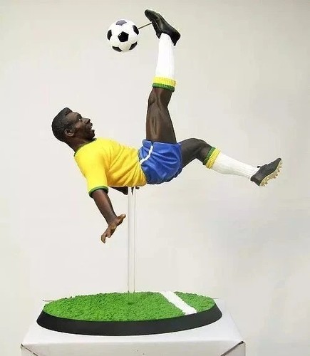 Pelé statue figure kotobukiya - figure,