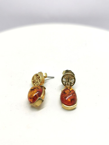 Pair gold tone - of, amber