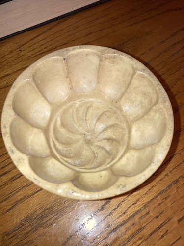 Earthenware victorian jelly - victorian,