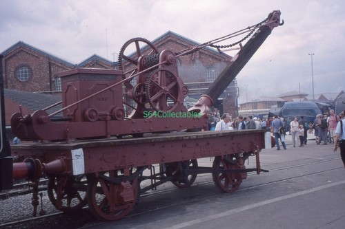 S132 35mm slide gnr hand - s132,