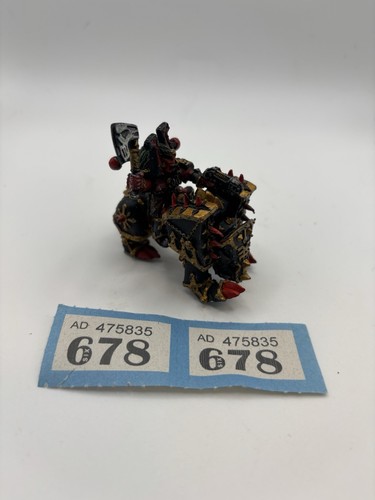 Chaos space marine juggernaut - chaos,