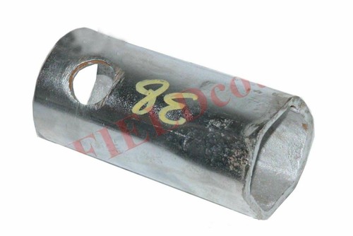 Rear wheel axle - bearing, lock