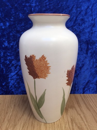 Poole pottery england - poole, hand