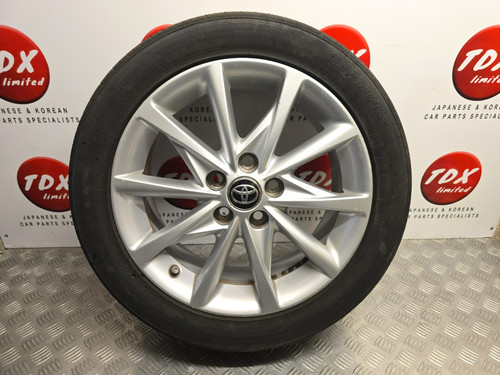 Toyota prius plus - toyota,
