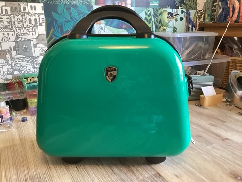 Heys vanity case - vanity,