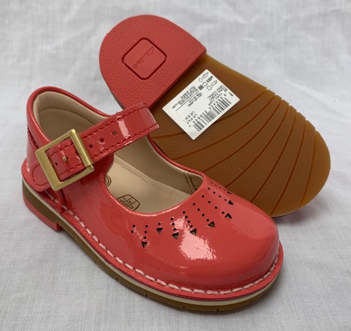 Clarks girls yarn - clarks, coral