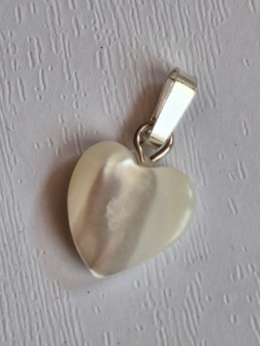 Mother pearl heart - of,