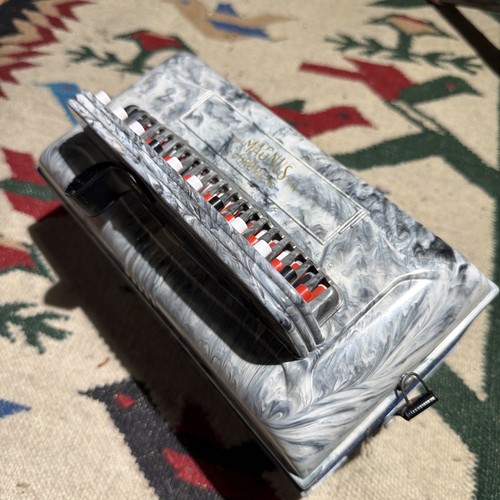 Vtg magnus chromatic - magnus,