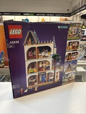 LEGO Friends Castle Bed and Breakfast Hotel Playset 42638 Brand New