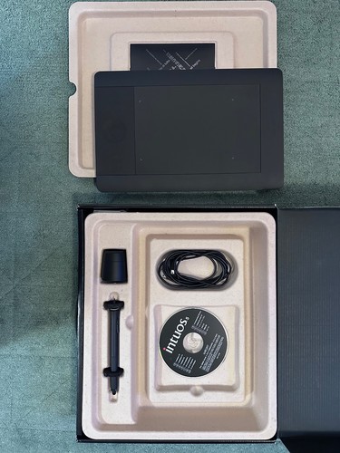Walcom intuos5 touch small