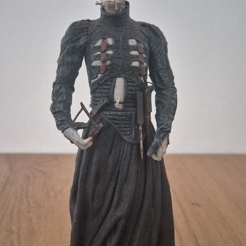 Neca hellraiser pinhead - hellraiser,