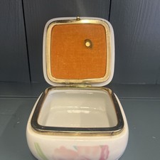 Vintage San Francisco Music Box Co. Porcelain Trinket Box 3.75" – Floral – Jewel
