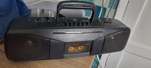 1990s vintage retro sony cf5 - 1990s,