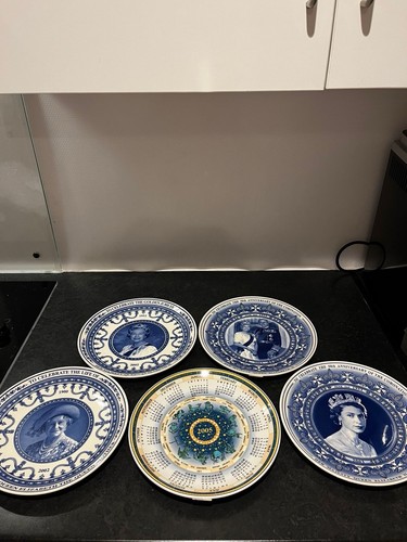 Royal commemorative plates job - plates,