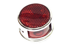LAMBRETTA D AND LD ITALIAN TRUE TO ORIGINAL REAR LIGHT UNIT WITH BRAKE LIGHT