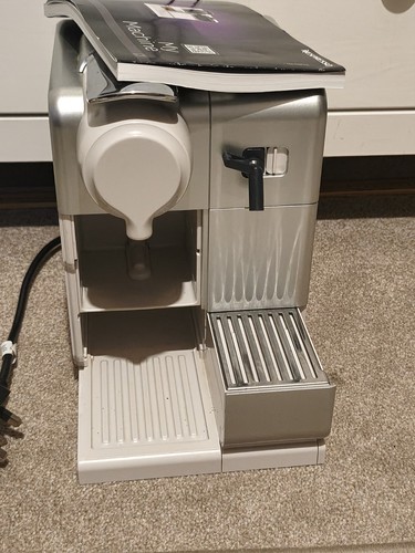 Delongi nespresso lattissima - delongi,