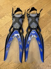 Mares x Stream Small Blue Fins