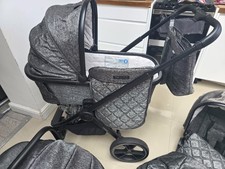 ??  Venicci 3 in 1 Shiny Grey Tinum 2.0 pram set with ISOFIX ?? £250