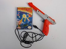 Nintendo NES Zapper + To The