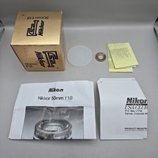 Nikon Nikkon F 50mm f/1.8