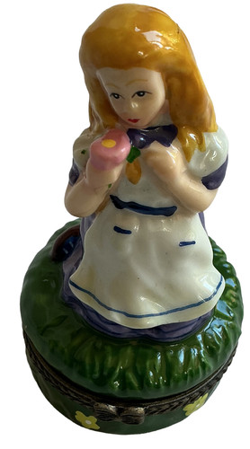 Yarto alice wonderland - yarto, in