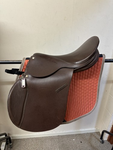 Wycherley saddle brown - w,