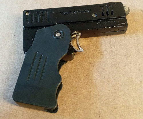 Jet lighter with lock function - with,