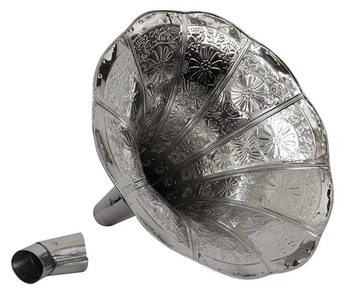 Horn gramophone funnel - , silver