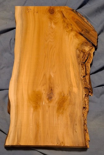 Rustic yew waney edge 24mm - rustic,