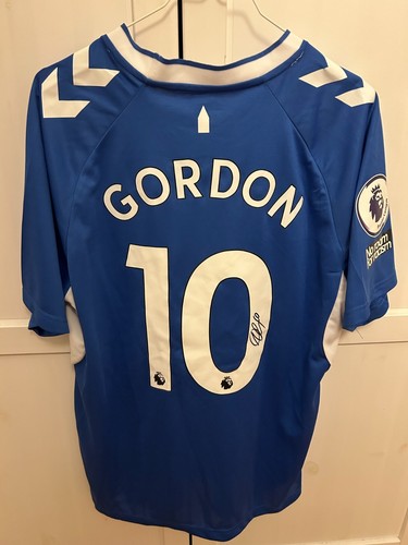 Everton gordon signed shirt - fc,