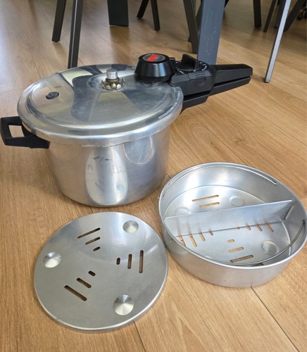 Pressure cooker prestige - -,